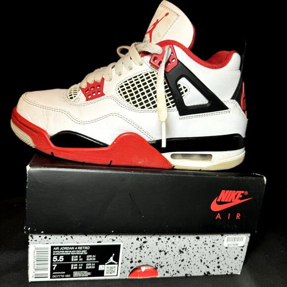 Nike Air Jordan 4 Retro OG Fire Red 2020 Men's Shoes - Size 5.5 - Picture 1 of 8